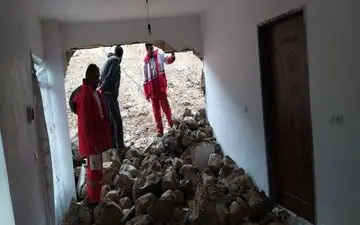 حادثه تلخ در بروجرد؛تخریب غیراصولی، جان دو کارگر را گرفت!
