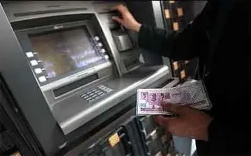 عاملان سرقت از عابر بانک‌های مشهد به دام پلیس افتادند