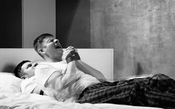 هر آنچه که باید درمورد فلج خواب بدانید!