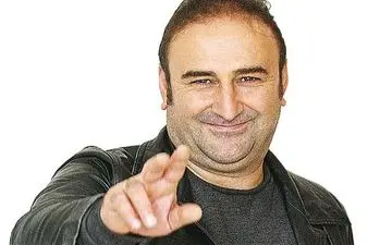 بازیگر سینما: لشکر یک نفره‌ام!