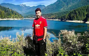 شوخی زشت علی انصاریان با محمود احمدی‌نژاد + عکس