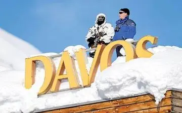 کار جالبی که وزرای خارجه ۳ کشور عربی در اجلاس داووس انجام دادند+عکس
