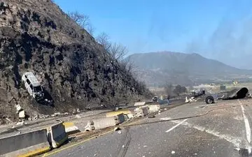  تصادف مرگبار تانکر در بزرگراه مکزیک با حداقل ۱۴ کشته