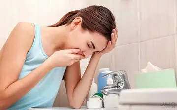 برای رفع حالت تهوع چه بخوریم؟ مواد غذایی، میوه و دمنوش های مناسب
