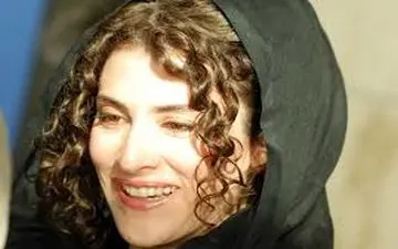 تمجید  ویشکا آسایش از بازیگر نقش داجر در  نمایش «الیورتوئیست»