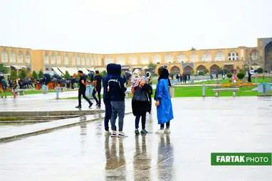 میدان نقش جهان اصفهان- باران