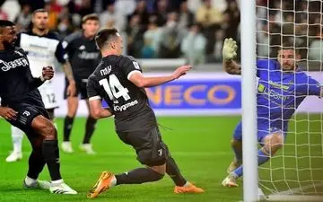 پیروزی یوونتوس در نخستین بازی هفته ششم سری A 