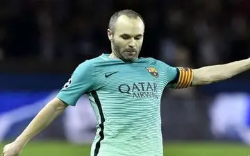 اینیستا: همگی پشت سر انریکه هستیم