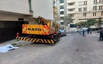 
جرثقیل ۴۰ تنی قاچاق در اصفهان کشف شد
