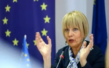 هلگا اشمید: طرف‌های برجام مصمم هستند راهی برای اجرای کامل آن بیابند
