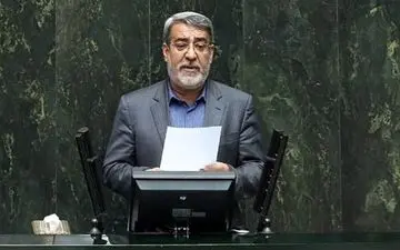 رحمانی‌فضلی: مردم با افزایش آگاهی و خودکنترلی نقش بسزایی در شرایط فعلی دارند
