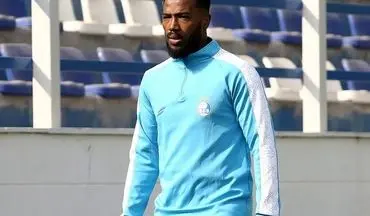 ناکامی یک گل‌زن تمام‌عیار در تهران؛ طلسم‌شکنی نازون باز هم به تعویق افتاد؟