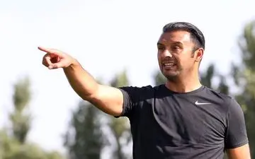 استقلالی معروف سرمربی برتر هفته سوم شناخته شد