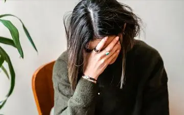  علل خستگی پس از کار را بررسی می‌کنیم؟ | چگونه با خستگی بعد از کار کنار بیاییم؟