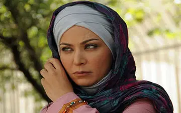 «فقیهه سلطانی» و گندم و پاییز!/عکس