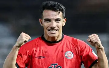 گل اول تراکتور توسط حسین زاده از روی نقطه پنالتی + ویدئو