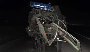 تصادف تریلی و خاور در اتوبان قم - گرمسار با ۴ مصدوم