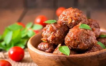 طرز تهیه کوفته سماق کردی؛ غذای سنتی و ترش‌مزه‌ای که باید امتحانش کنی!