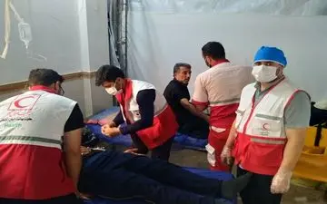 
تداوم خدمت‌رسانی به زائران توسط هلال‌احمر 