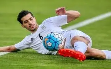 سلفی ستاره تیم ملی با خانم بازیگر 