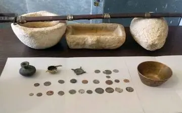 29 قلم اشیای عتیقه در کازرون کشف شد