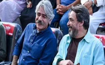 استاد شهرام ناظری نیاز به عنوان شوالیه ندارد و  این عناوین به او ارزش نمی‌دهد