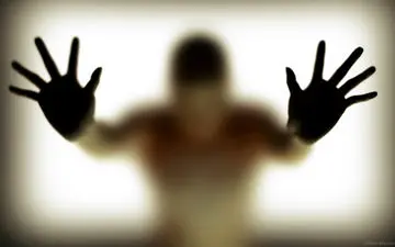 اقدام بی رحمانه مرد جوان با زن فداکارش+جزئیات