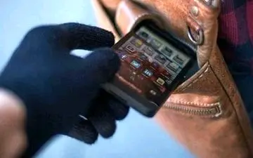 موبایل قاپ حرفه ای در دام پلیس کرمانشاه  