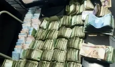 گدایی‌ کردن با ۶۹ میلیون پول در جیب!