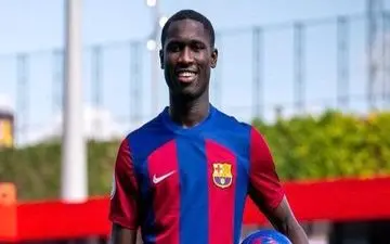 امباکه به بارسلونا پیوست