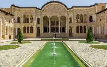 معماری بی‌نظیر ایرانی در شهر ۷۰۰۰ساله