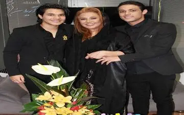 تیپ متفاوت نسرین مقانلو در آغوش پسرانش + عکس