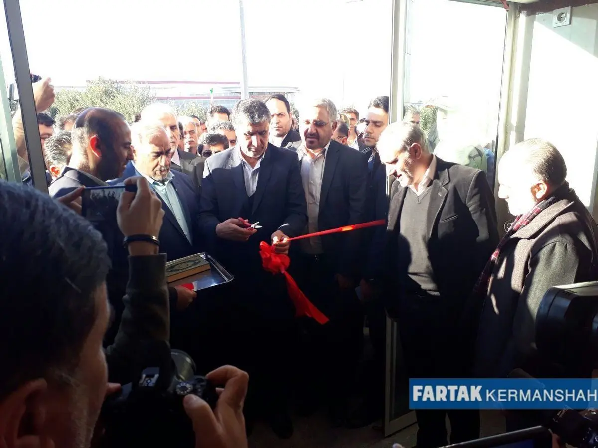 افتتاح سالن تجاری پایانه مرزی پرویز خان در شهرستان قصرشیرین