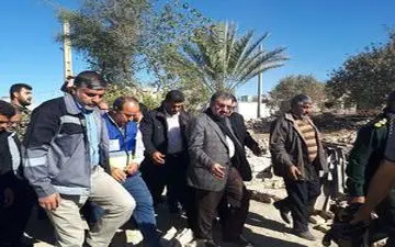 بازدید محسن رضایی از مناطق زلزله‌زده کرمانشاه