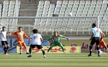 دربی کرمان و جدال سایپا و نفت مسجدسلیمان با تساوی به پایان رسید