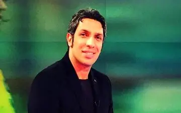  گشت و گذار فوتبالیست معروف و همسرش در دیوارچین/عکس