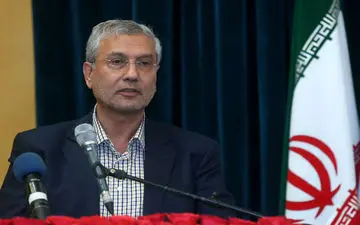 ربیعی:جای شعار، حقوق ۶۰۰ هزار تومانی بازنشستگان شهرداری را زیاد می‌کردید