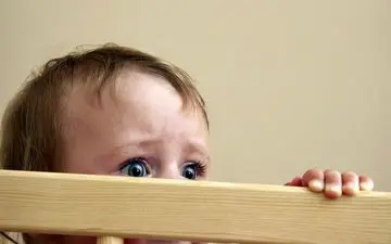 
علت ترس در کودکان، چرا فرزندم ترسو شده است؟
