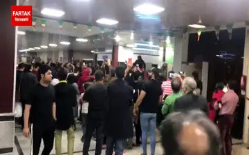 اختصاصی / بدرقه با شکوه پرسپولیس در فرودگاه آبادان + فیلم