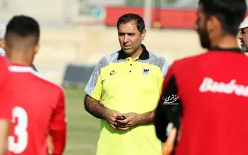 مددی : به دنبال ارائه فوتبال زیبا هستیم / نیم نگاهی به صعود داریم