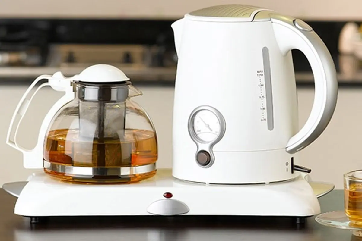 اگر از کتری پلاستیکی برقی استفاده می‌کنید حتما بخوانید