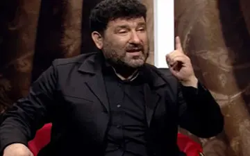 حمله تند سعید حدادیان به یک خواننده لس آنجلسی