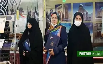 شمسی وفایی علاوه بر نویسندگی در ساخت فیلم‌های مستند ناوک عشق