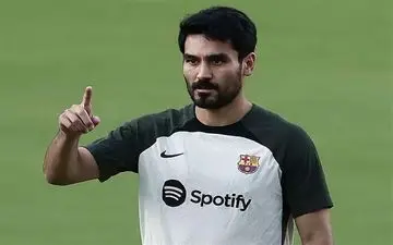 واکنش رختکن بارسلونا به انتقاد گوندوگان از ۳ هم‌تیمی‌‌اش 