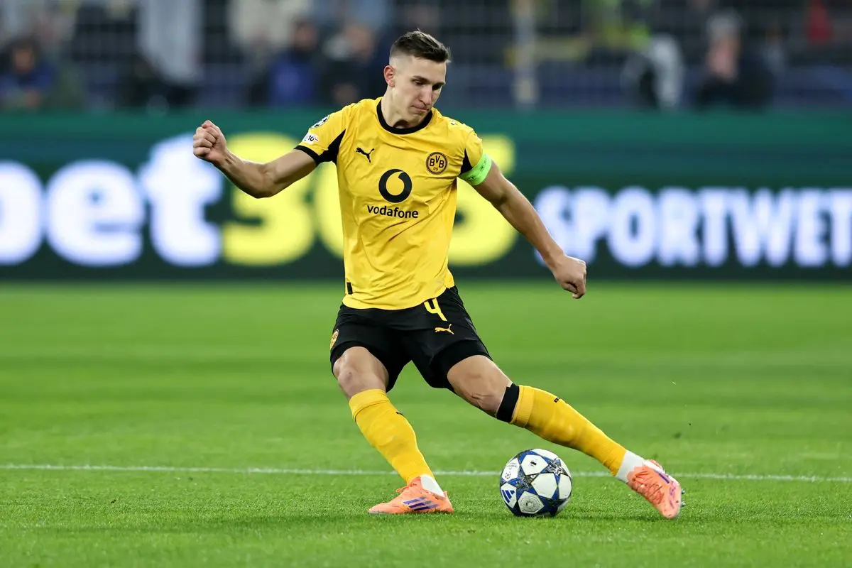 جنگ غول‌های اسپانیا بر سر کاپیتان دورتموند! رئال مادرید و بارسلونا در کمین مدافع آلمانی