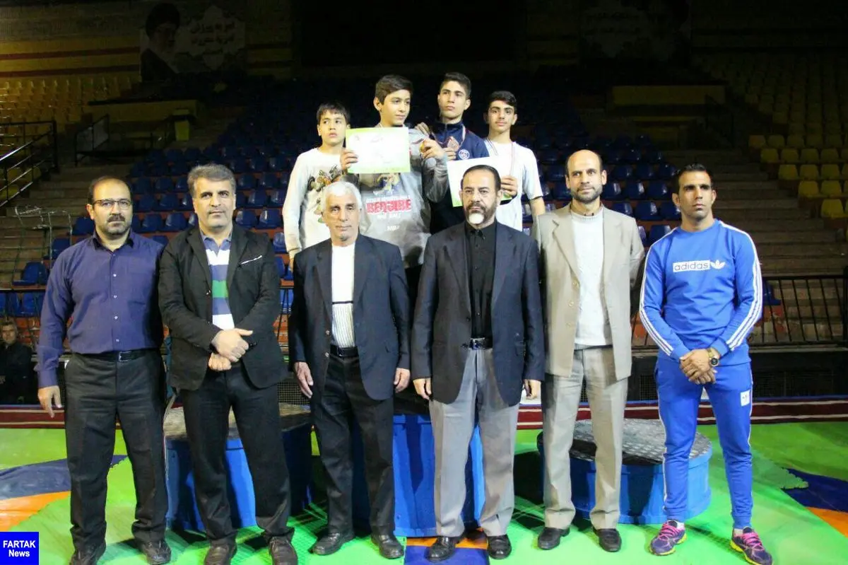 منطقه 12 نایب قهرمان مسابقات کشتی فرنگی دانش آموزان شهر تهران شد