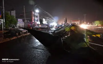 طوفان یک کشته و ۱۵ زخمی در مهران برجای گذاشت