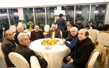 تقدیر از سه پیشکسوت استقلال +عکس