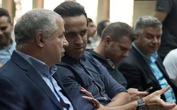  کمک مالی کریمی و پروین به باشگاه پرسپولیس رسید 