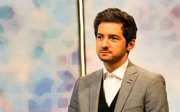 نجم الدین شریعتی: مجری محبوب و خانواده‌ای شاد | تصاویر همسر و فرزند نجم الدین شریعتی!